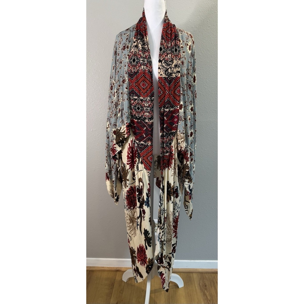 Boho Patchwork Floral Kimono Duster Handkerchief Hem Festival Artsy S/M